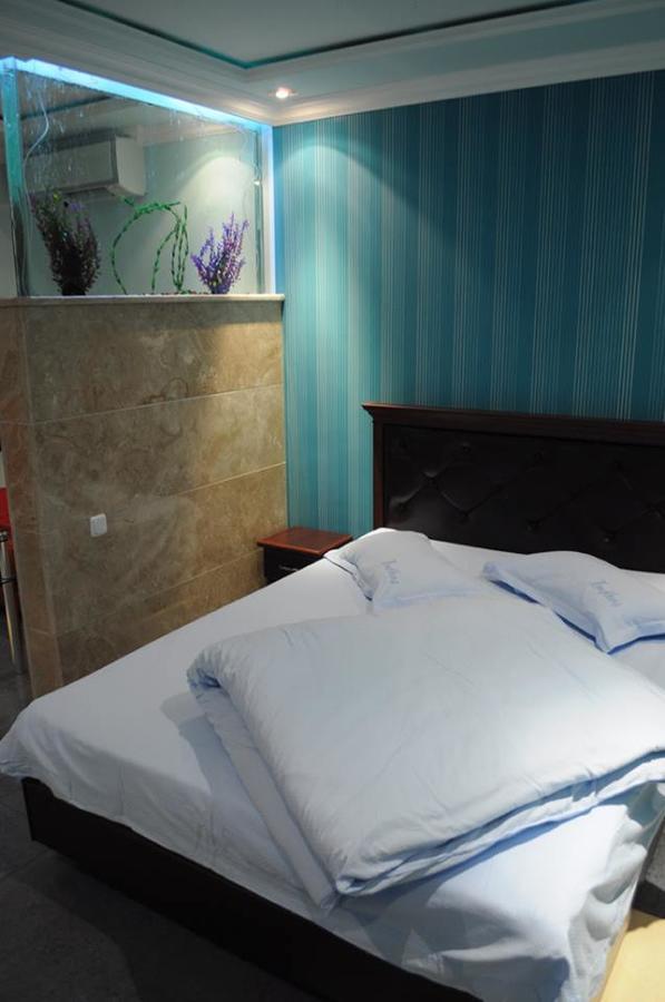 Hotel Apollon Yerevan Exterior photo